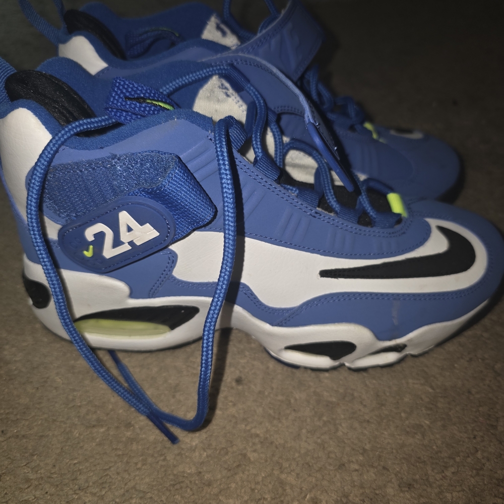 Nike Air Griffey Max 1 "USA" / Blue Volt - Ken Griffey Jr. - Size 7Y